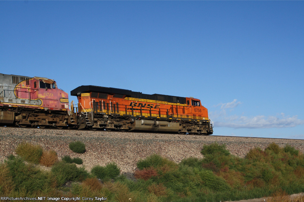 BNSF 6756